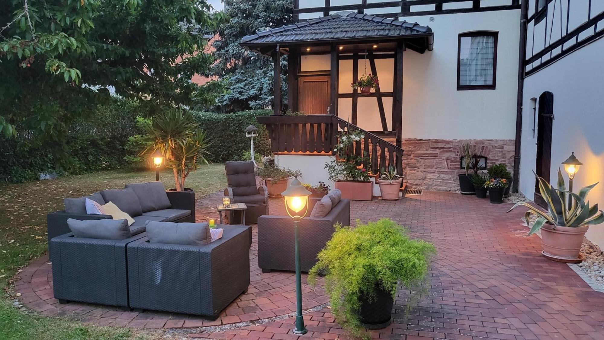 Apartments Am Saalebogen Mit Gartenterrasse, Grillkamin, Freie Parkplaetze Рудольштадт Экстерьер фото